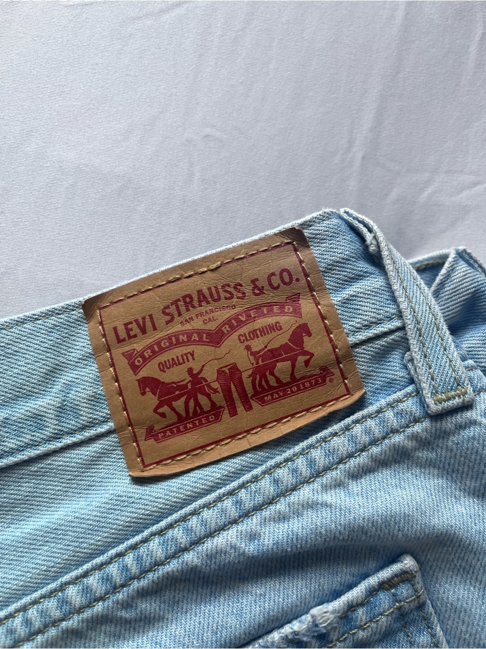 levi’s low pro light wash straight leg jeans